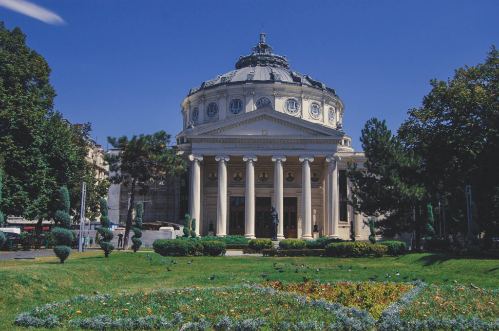 Top Things to Do in Bucharest, Romania (according to a local!)