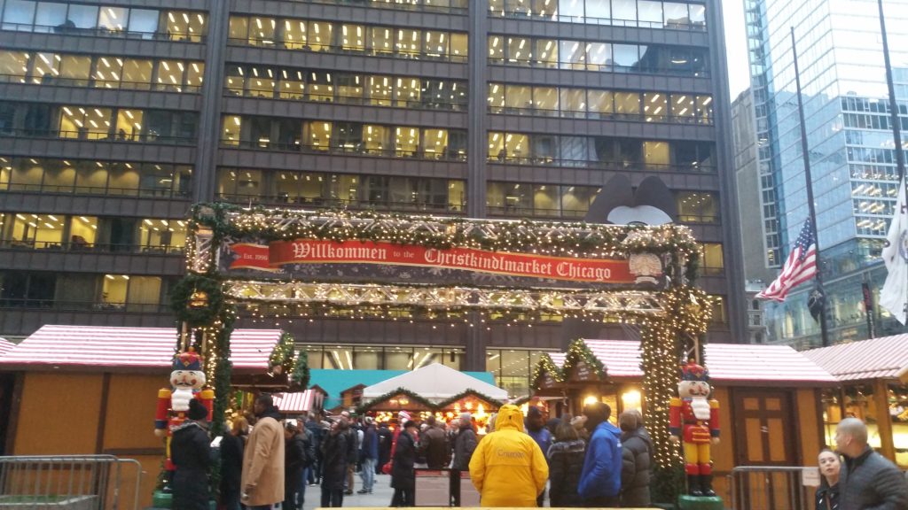 christmas in chicago | The Savvy Globetrotter